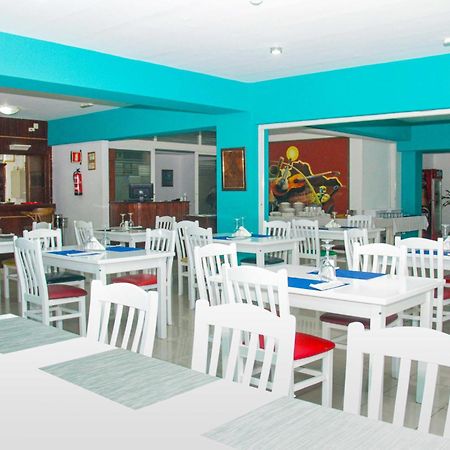Hotel Livvo Don Paco Mindelo Buitenkant foto
