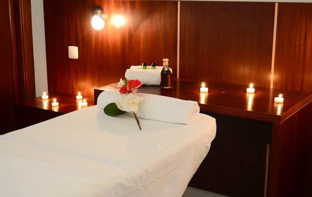 Hotel Livvo Don Paco Mindelo Buitenkant foto